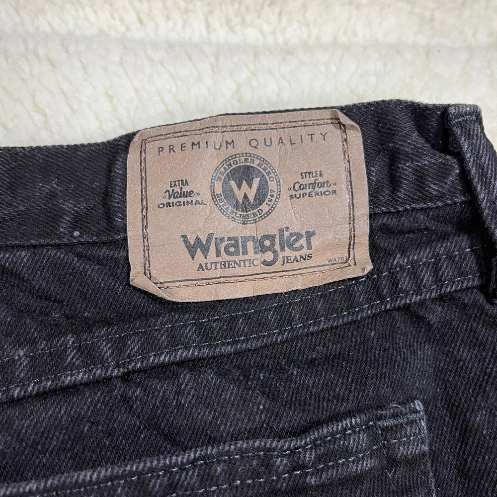 Wrangler Jeans Mens 46 Black Hero Authentic Relaxed Fit Straight Leg Denim - Picture 6 of 9